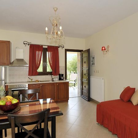 Byzantinon Hotel Leonídion Dış mekan fotoğraf
