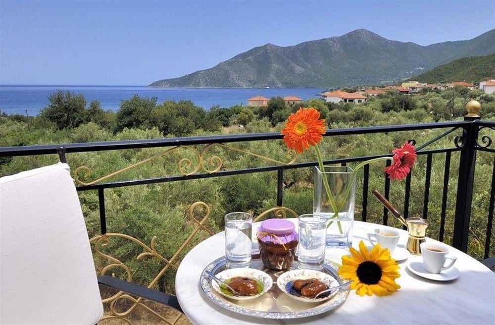 Byzantinon Hotel Leonídion Dış mekan fotoğraf