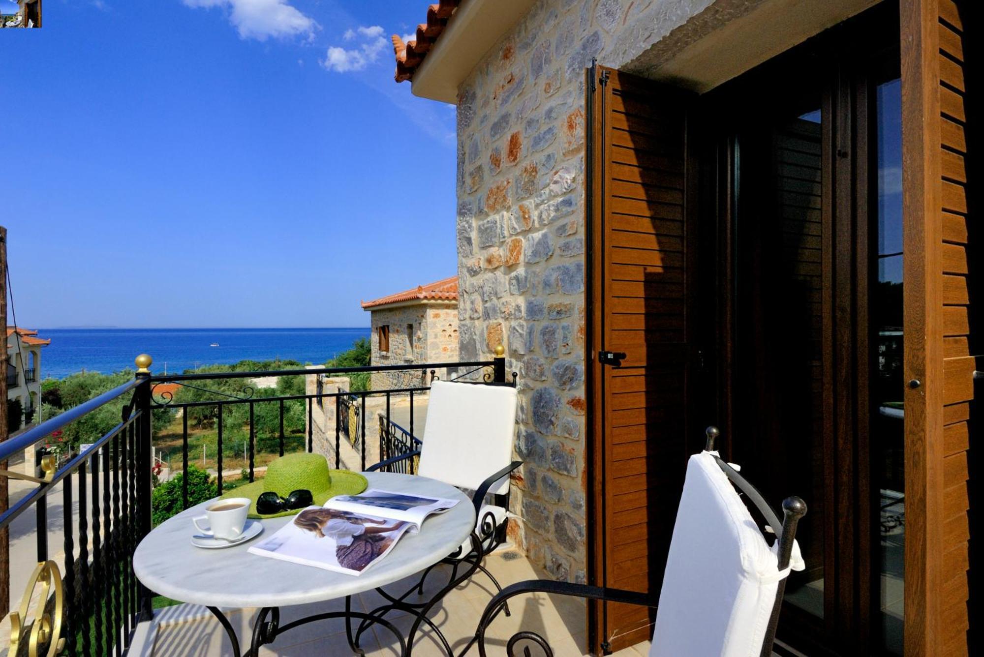 Byzantinon Hotel Leonídion Dış mekan fotoğraf