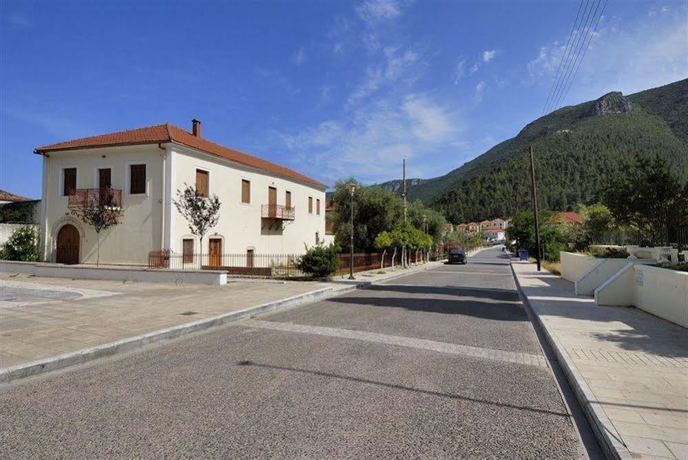 Byzantinon Hotel Leonídion Dış mekan fotoğraf