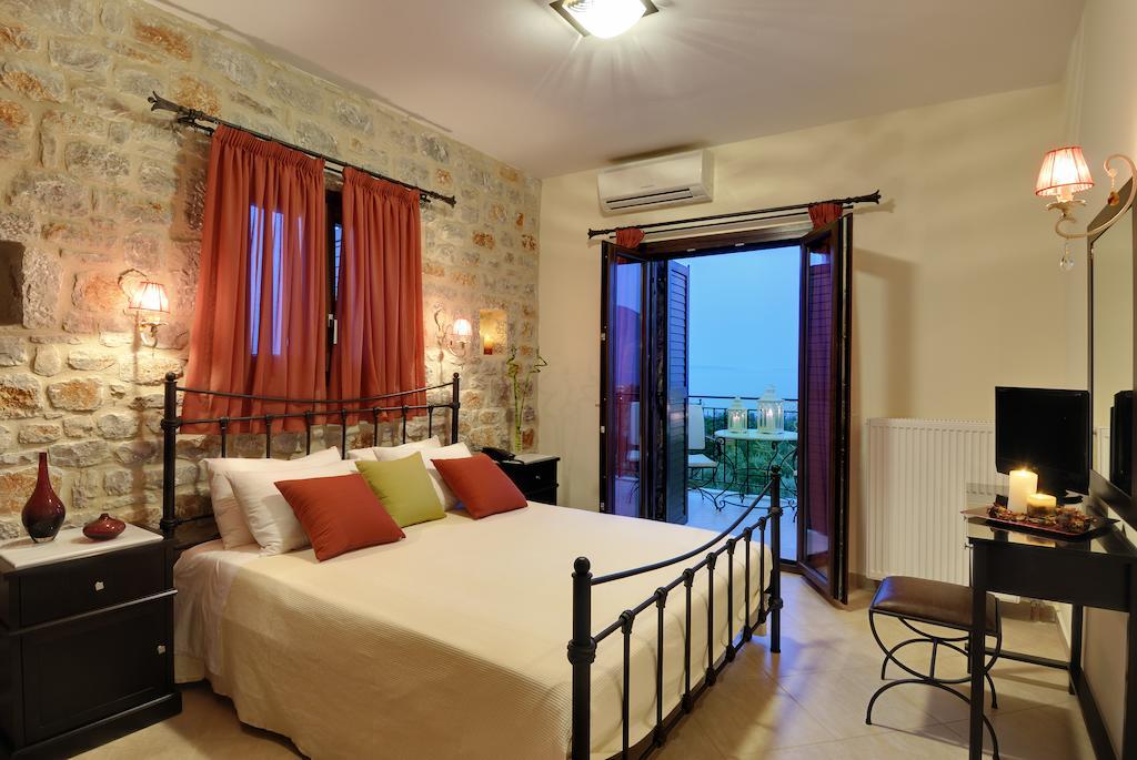 Byzantinon Hotel Leonídion Dış mekan fotoğraf